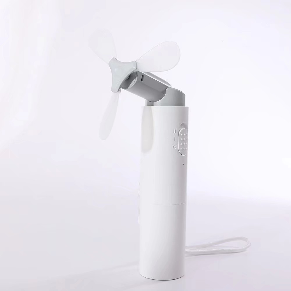 2000MAH18650 리튬 배터리가 내장 된 USB 충전 핸드 헬드 미니 세 잎 접는 팬